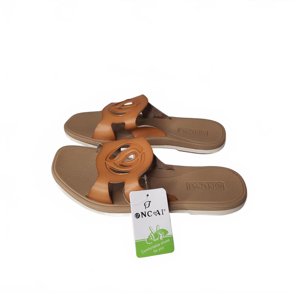 NWT ONCAI‎ Women's Slide Sandals with Cutout Design Size 10